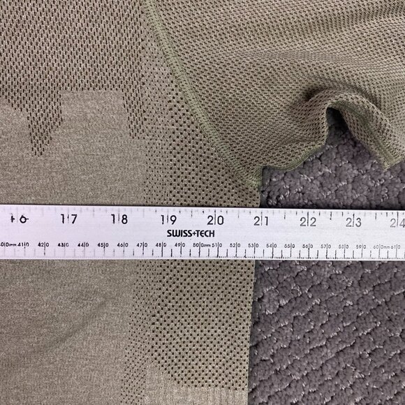 Lululemon Metal Vent Tech Shirt Mens Large Light Green City Skyline Gym Running - Picture 7 of 11